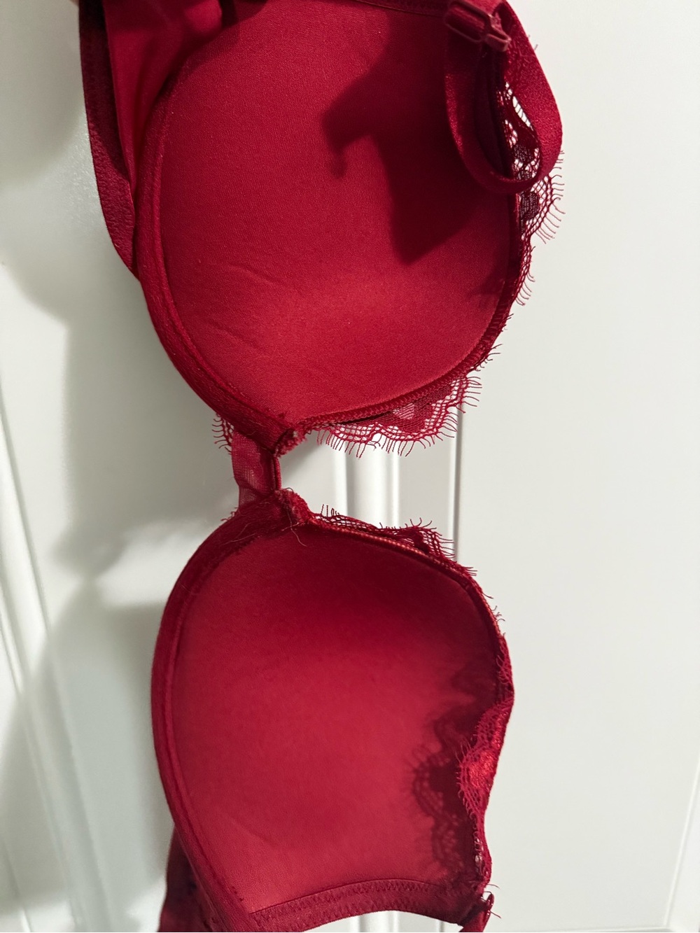 47. La SENZA Red Lace Push-Up Bra with Adjustable Straps 34B - Picture 7 of 9